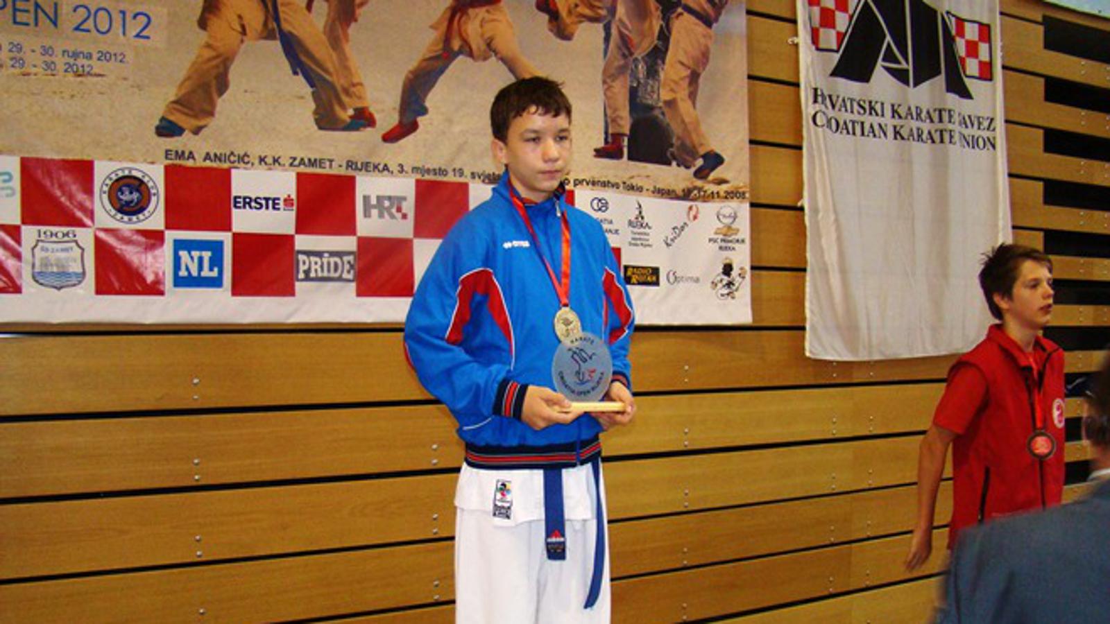 Tomislav Mađarević na pobjedničkom postolju