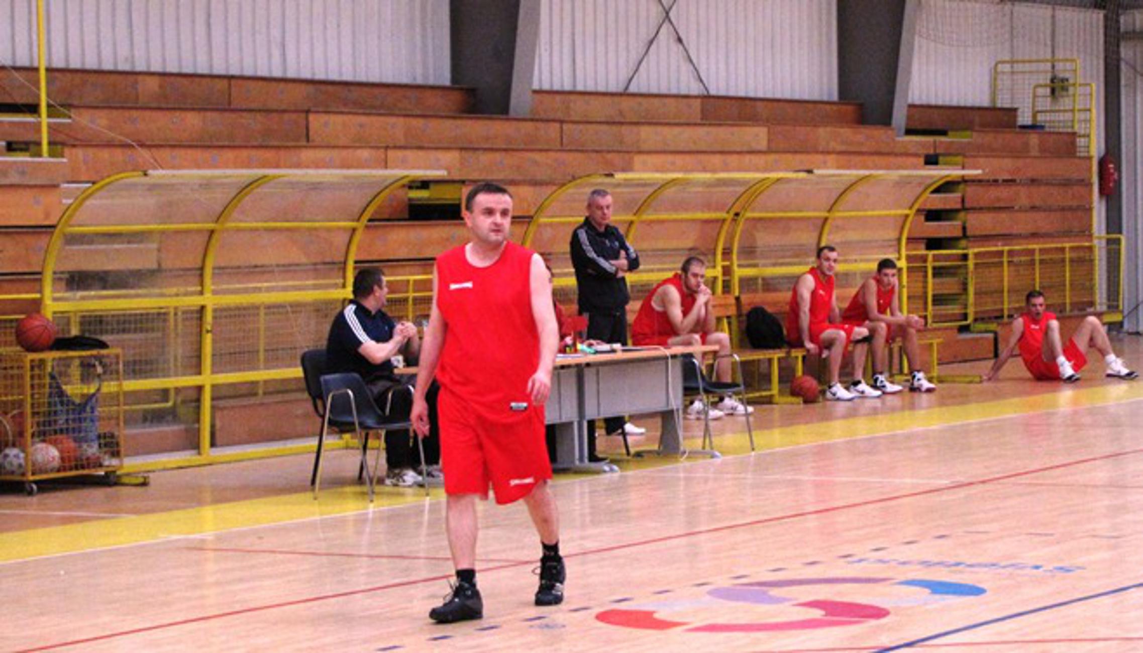 Poznati košarkaški sudac Tomislav Vovk jedan je od važnijih igrača Trgo Investa