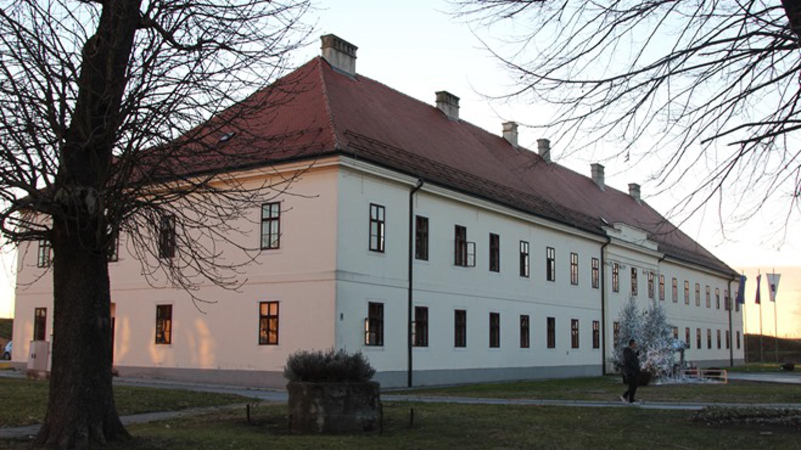 Zgrada slavonskobrodske Gradske uprave