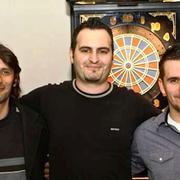 Damir Božić (u sredini)