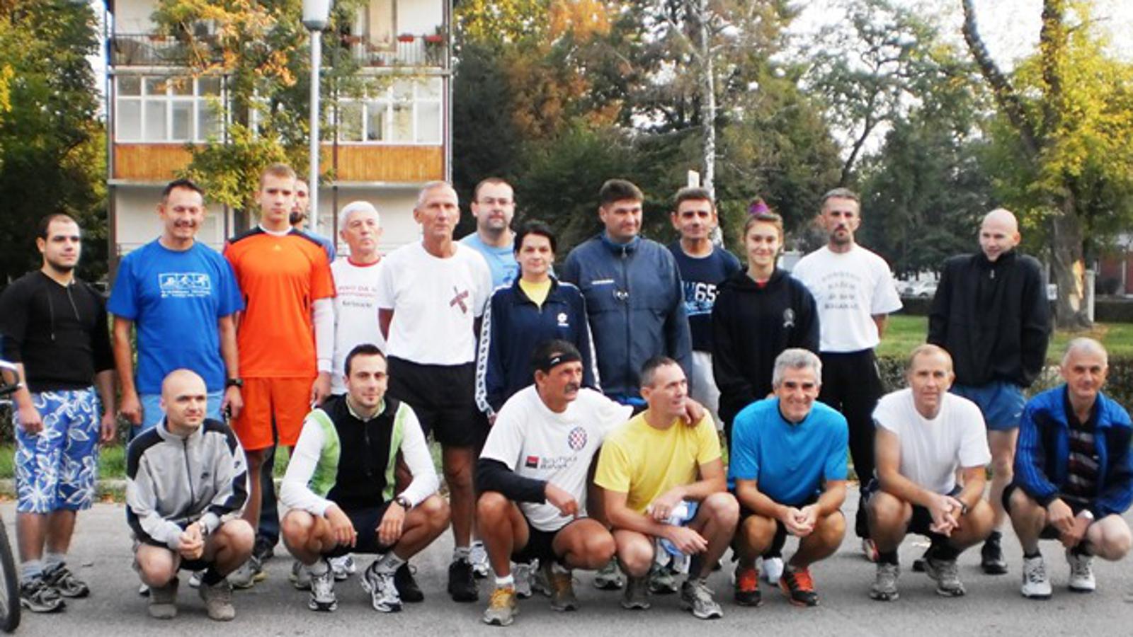 Sudionici prošlogodišnjeg trčanja Slavonski Brod - Žeravac