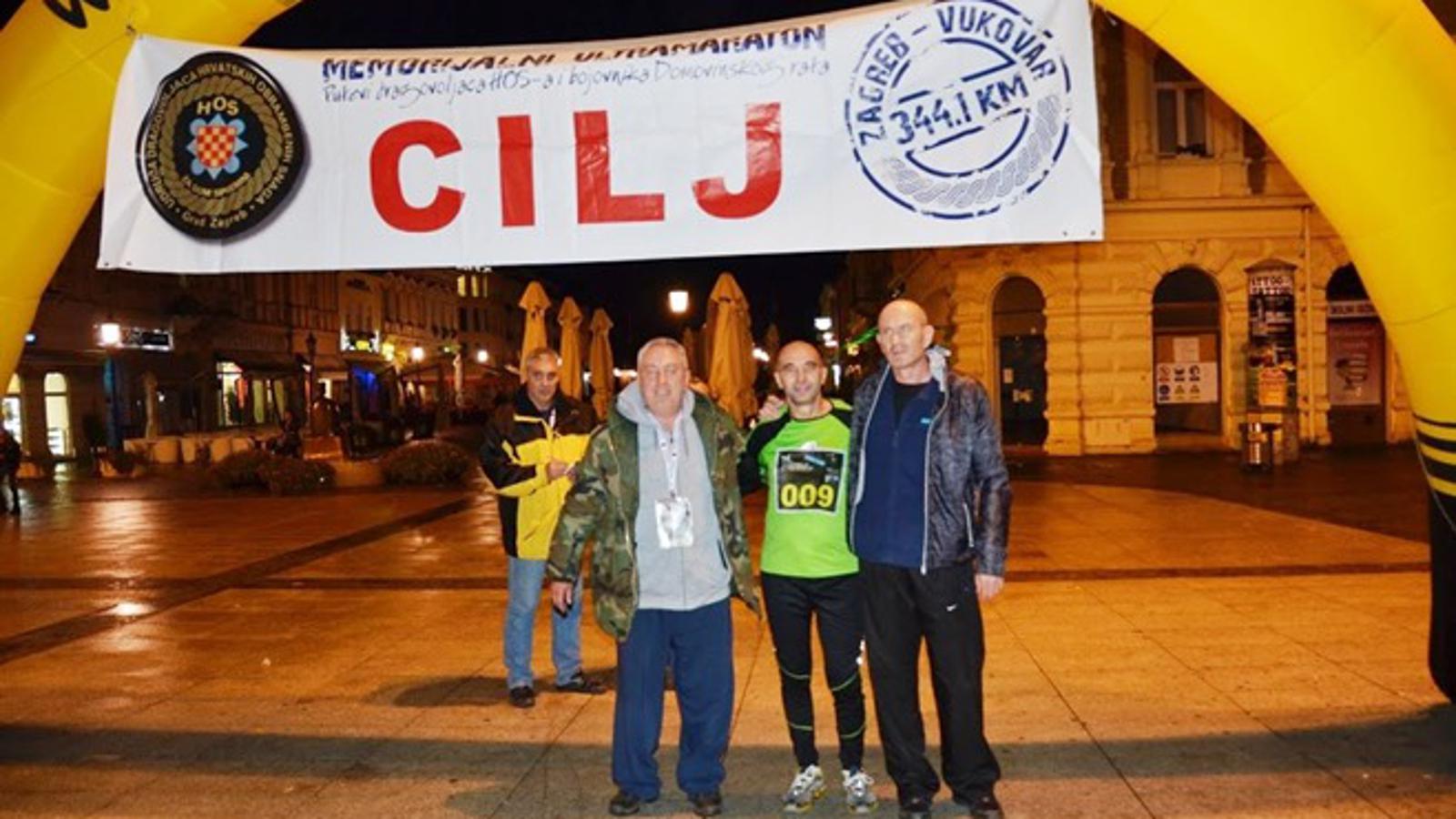 S jednog od ranijih dočeka ultramaratonaca na Korzu
