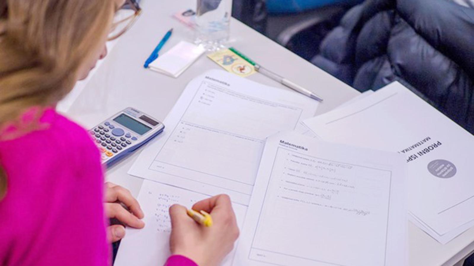 Probni ispiti u otvorenom učilištu Algebra