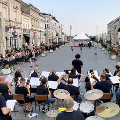 Trg I.B. Mažuranić u Slavonskom Brodu na Svjetski dan glazbe