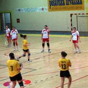 Rukometašice Brod Gymnasiuma (bijele) u odličnoj igri savladale su Petrijevci