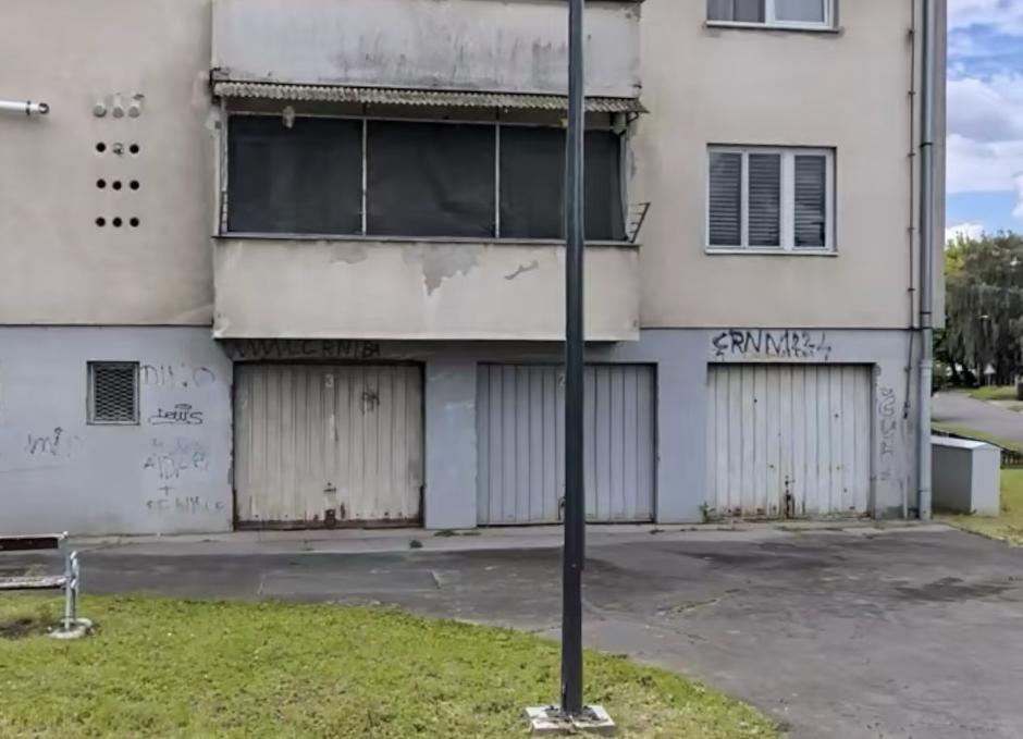 | Author: Apple Maps