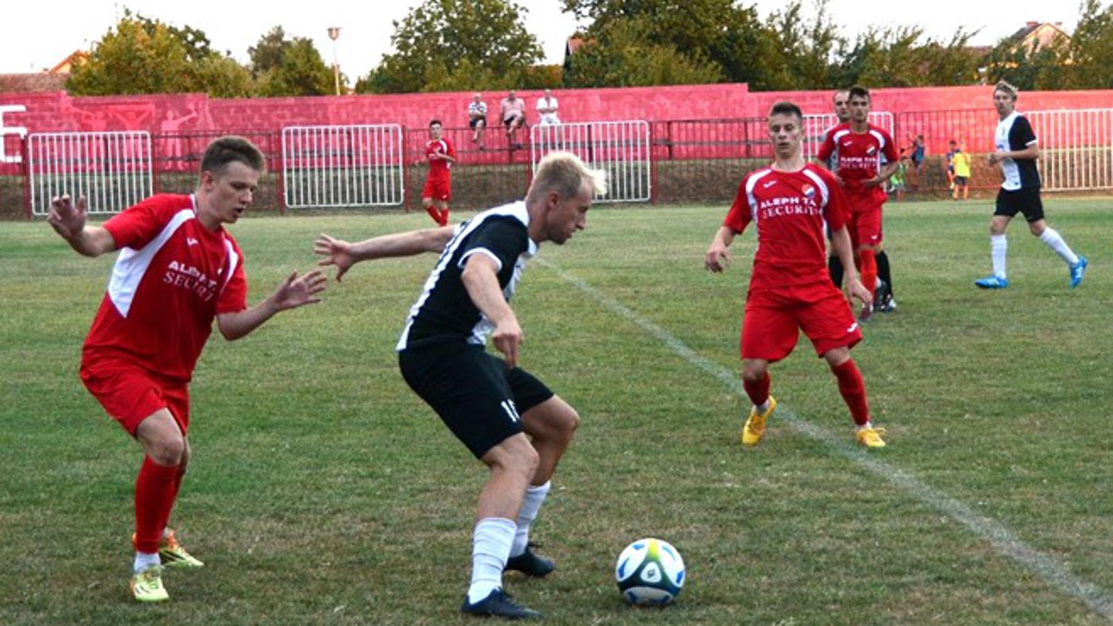Oriolik (crveni) je zabilježio vrijednu pobjedu u Ivankovu