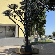 Pametno stablo ispred Fakulteta turizma i ruralnog razvoja u Požegi