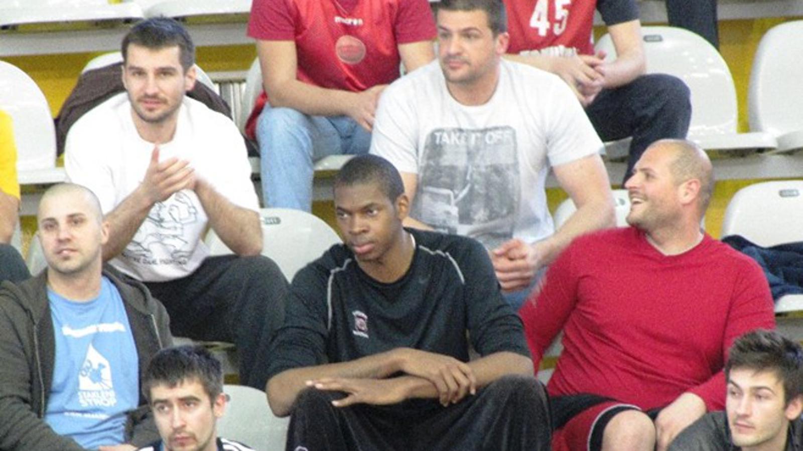 Tamnoputi John Leon Jefferson - veliko pojačanje Velebit Cezara