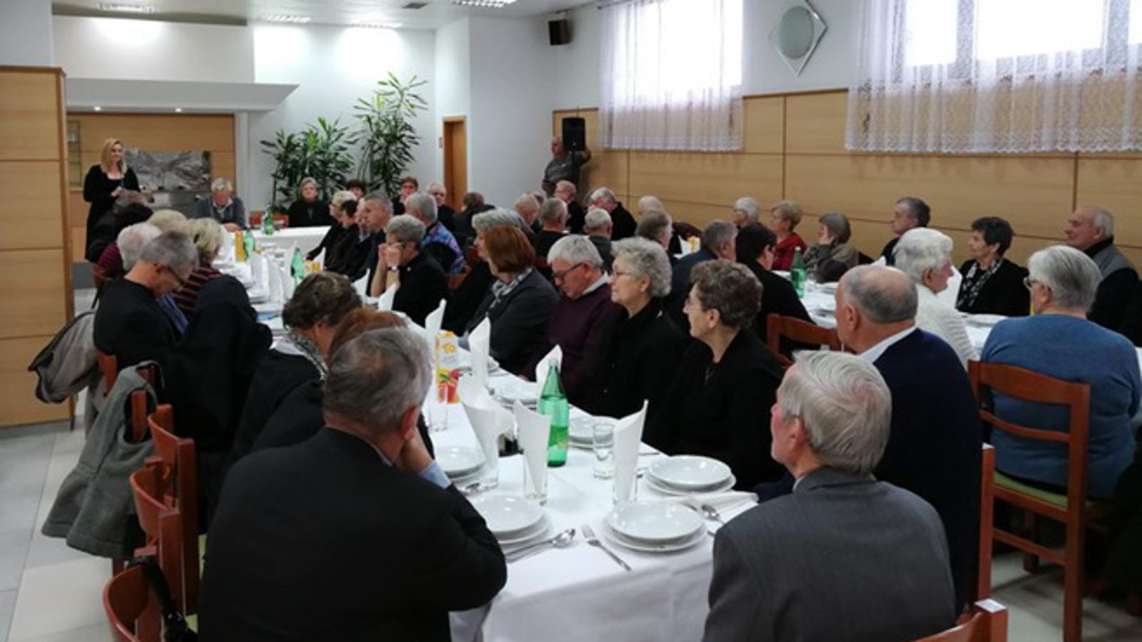 Okupljeni roditelji poginulih branitelja