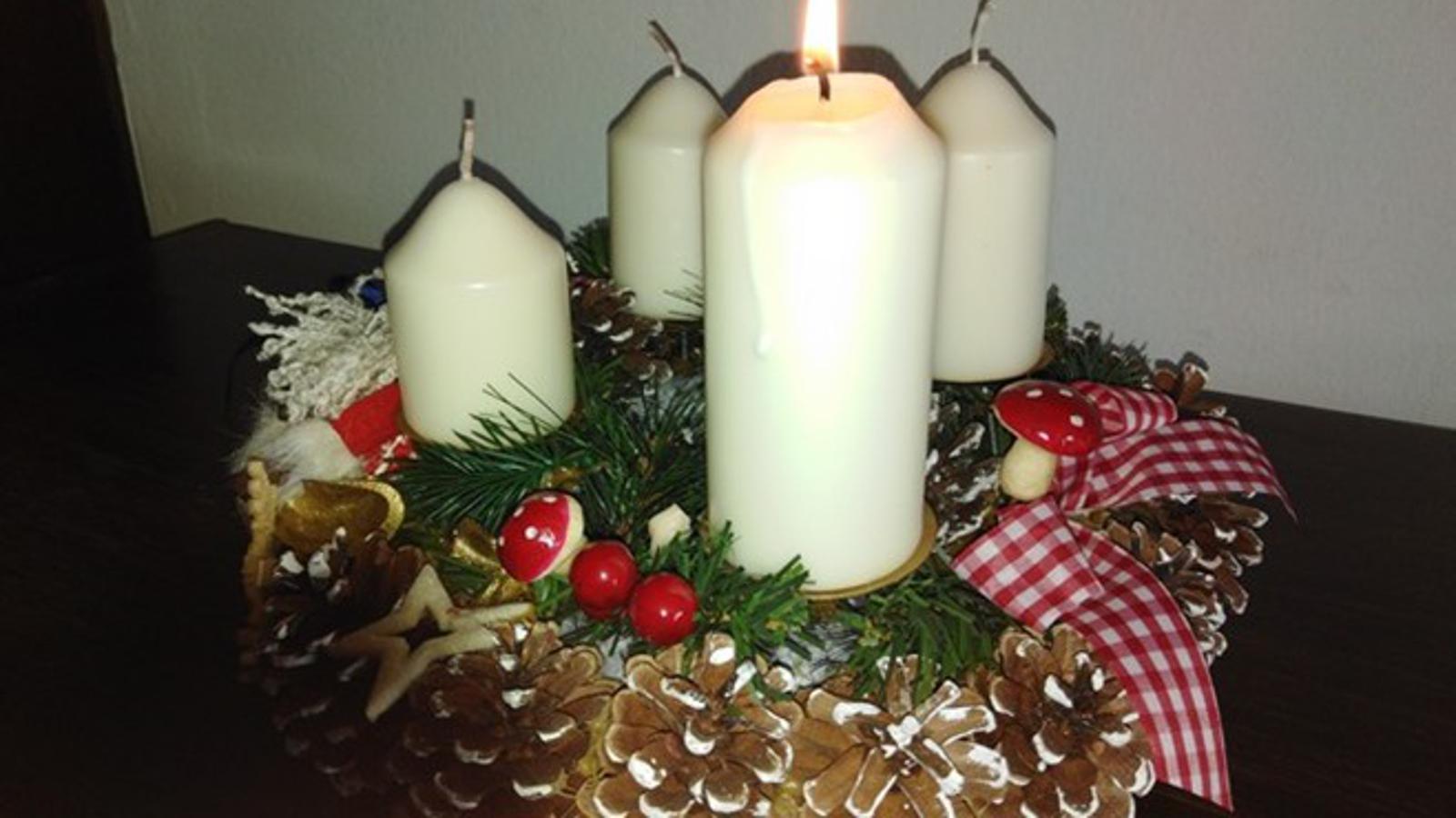 Adventski vijenac - prva nedjelja došašća