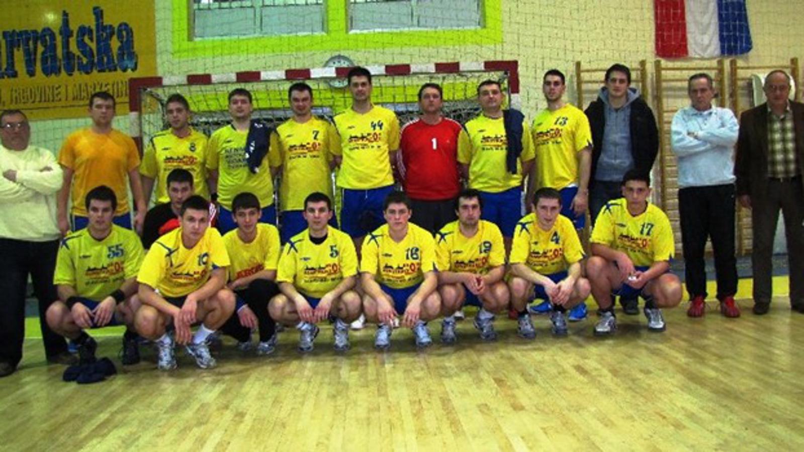 Rukometaši Broda pobjedom nad Kaštelom Adriachem zasjeli na vrh tablice