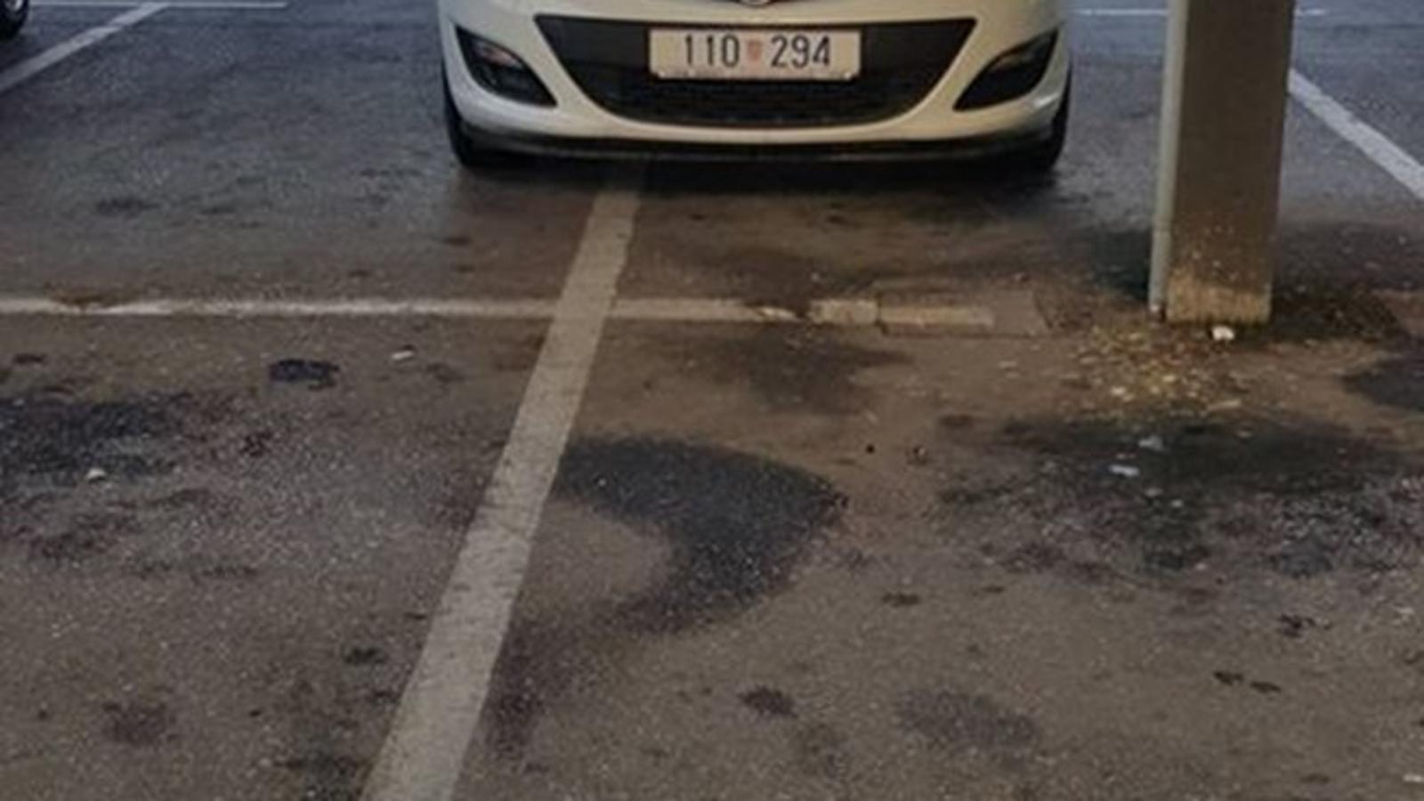 Parkiranje policijskih službenik au Slavonskom Brodu