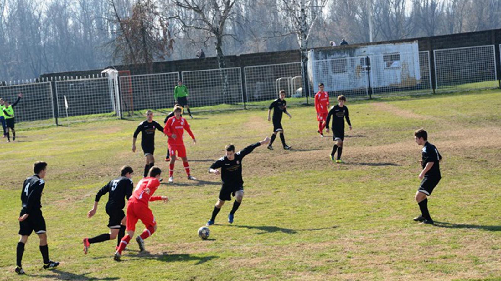 Juniori Marsonije (bijelo-crni) ponovo su doživjeli poraz, ovog puta u Zadru