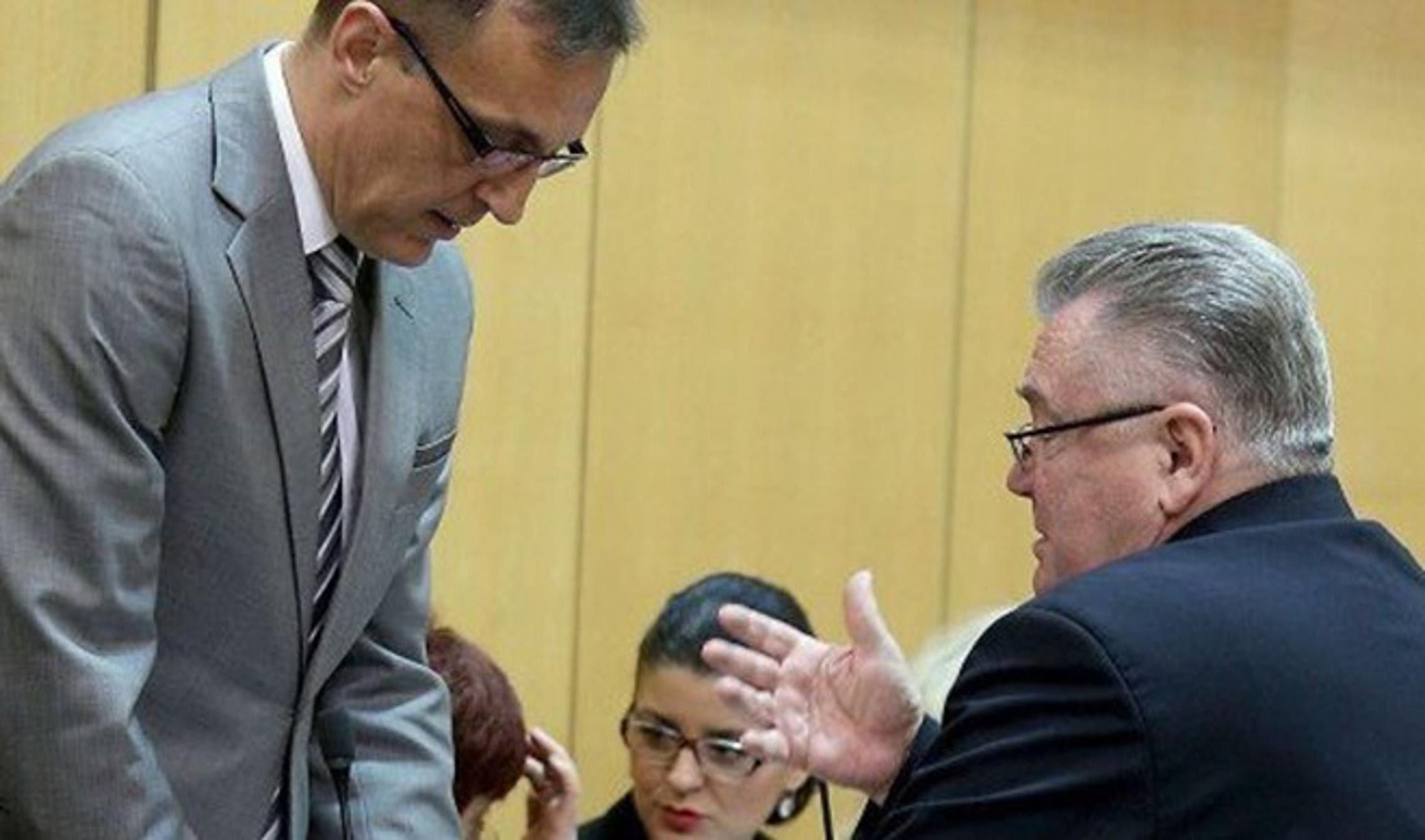 Tihomir Jakovina i Zdravko Ronko u Saboru 2015. godine