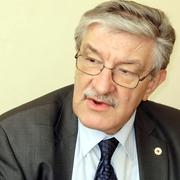 Josip Jelić, predsjednik Hrvatskog (i brodskog) Crvenog križa