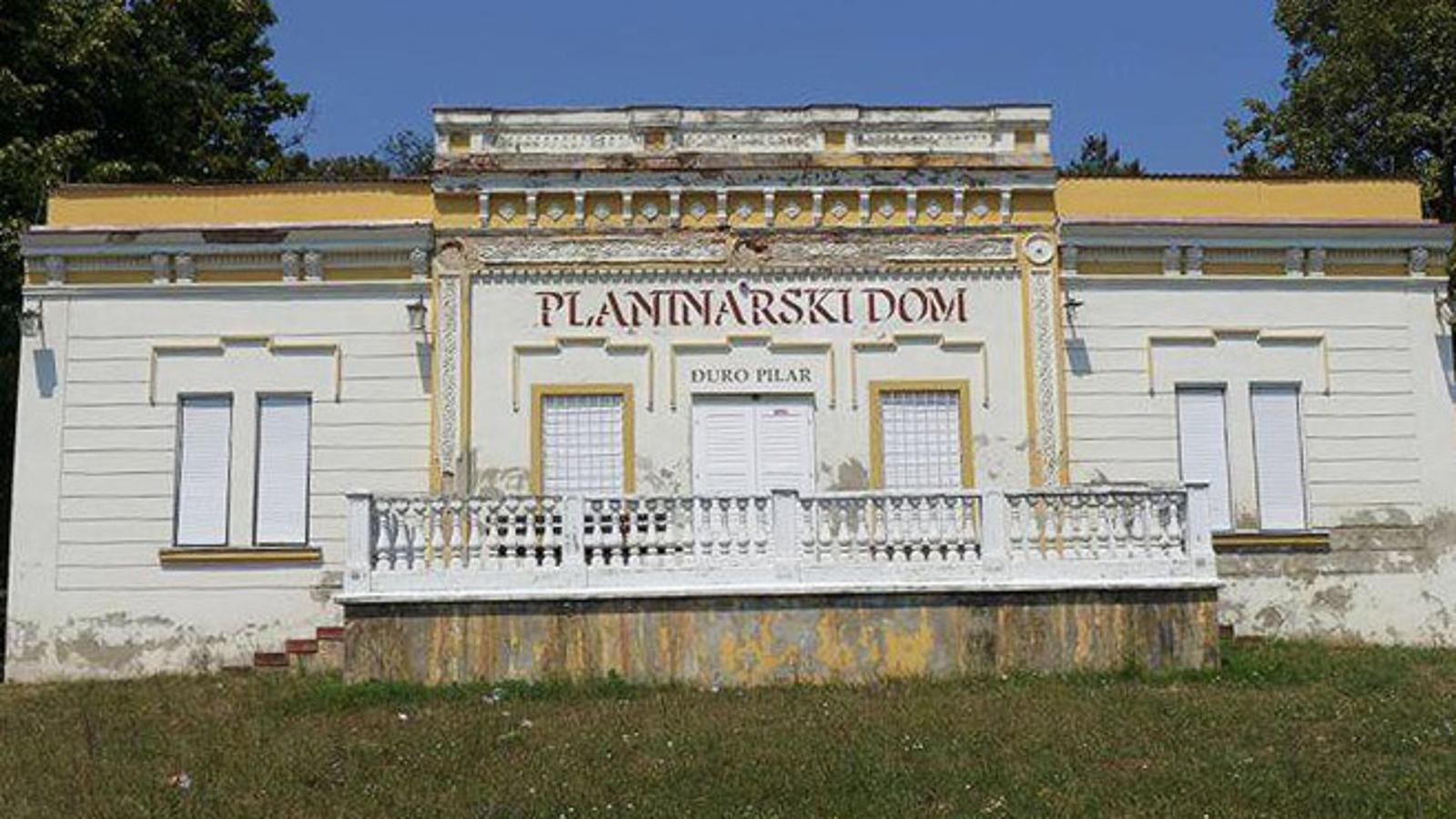 Planinarski dom Đuro Pilar u Slavonskom Brodu