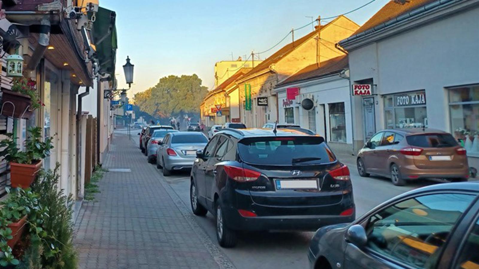 Ostatak dima kod kružnog toka pored Crkve Gospe Brze pomoći