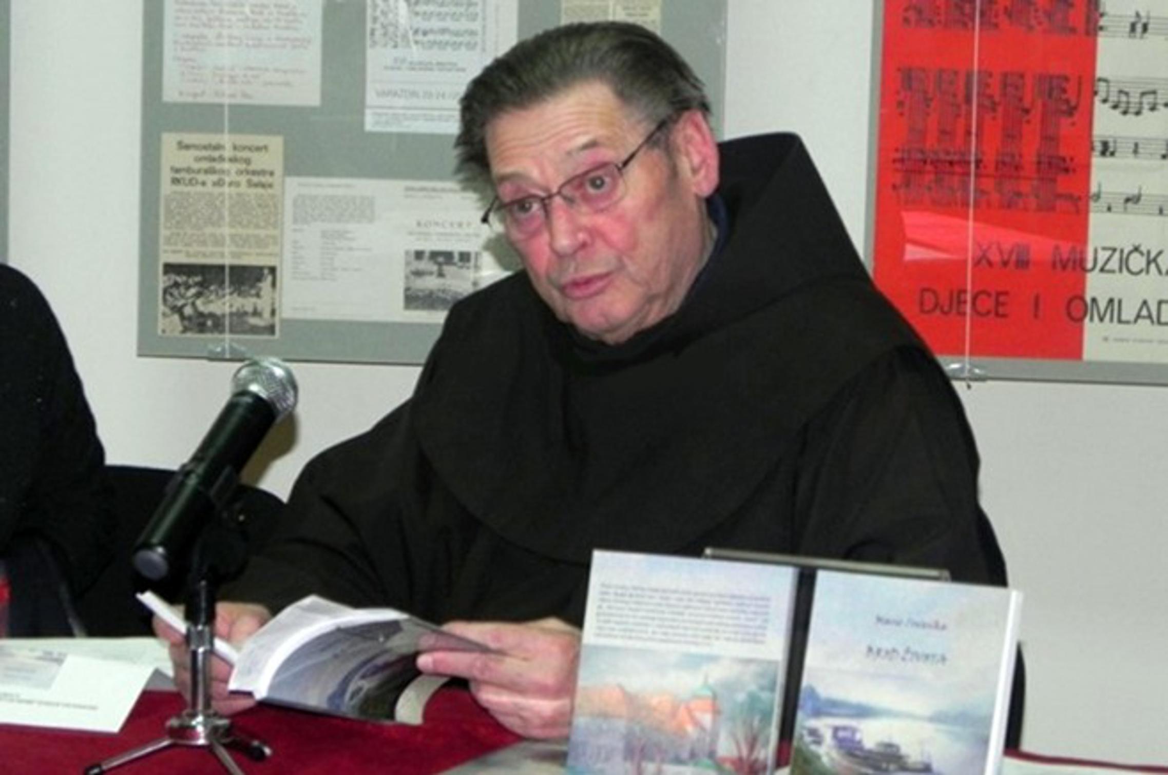 Pater Mario Crvenka