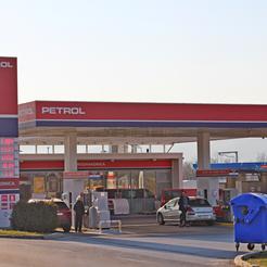 Benzinska postaja Petrol u Požegi