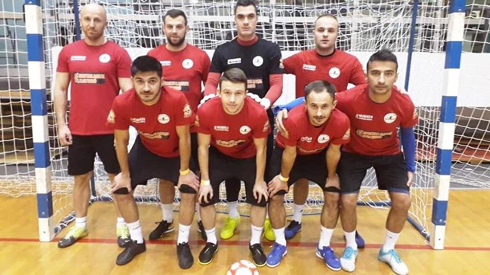 Ekipa Kajak kanu kluba "Olimpik".