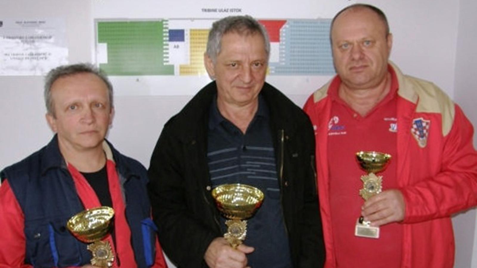 Pobjednička trojka, s lijeva: Jozo Pišković, Ilija Garić i Mato Opačak