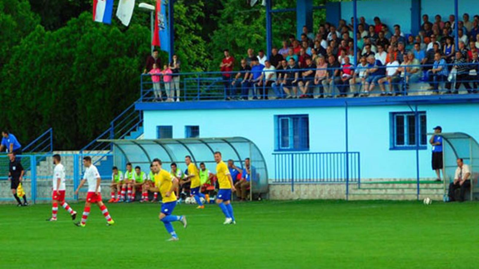 Iz utakmice u Pleternici: Tim osvježenje - Sloga