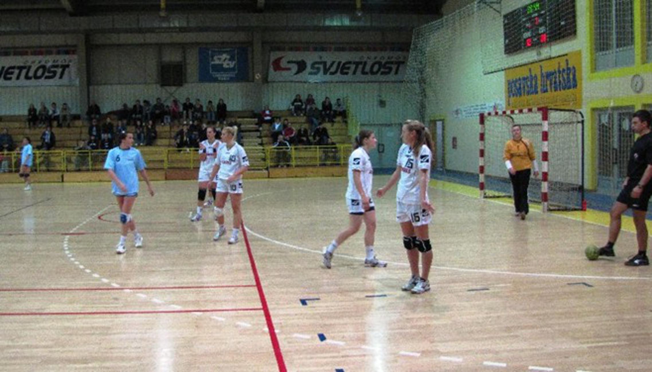Vukovarke (plave) nisu pružile jači otpor Brođankama