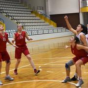 Košarkašice Broda (crvene) ugošćuju Čakovčanke