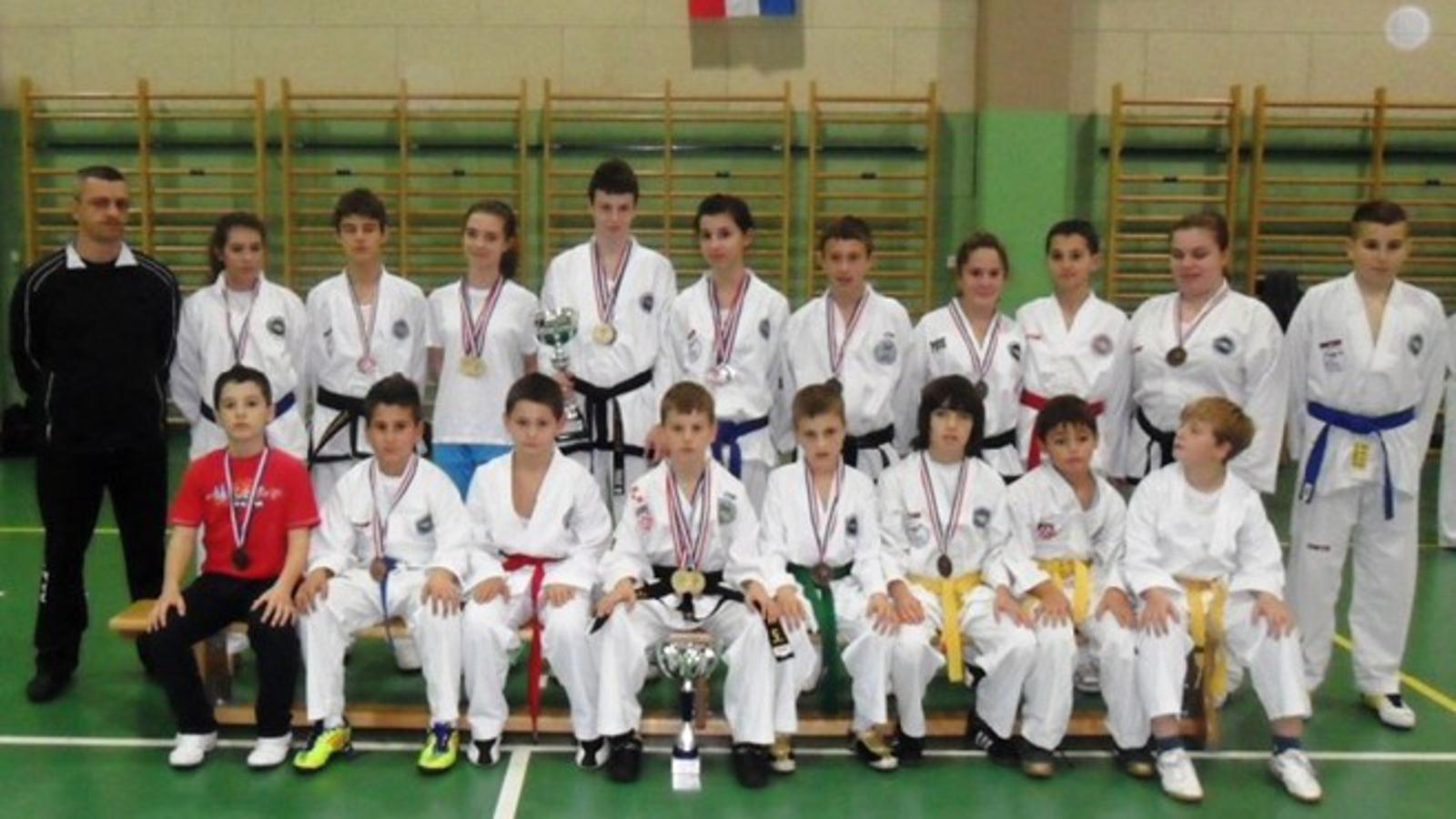 TKD Alfa Brod s trenerom Robertom Katušićem