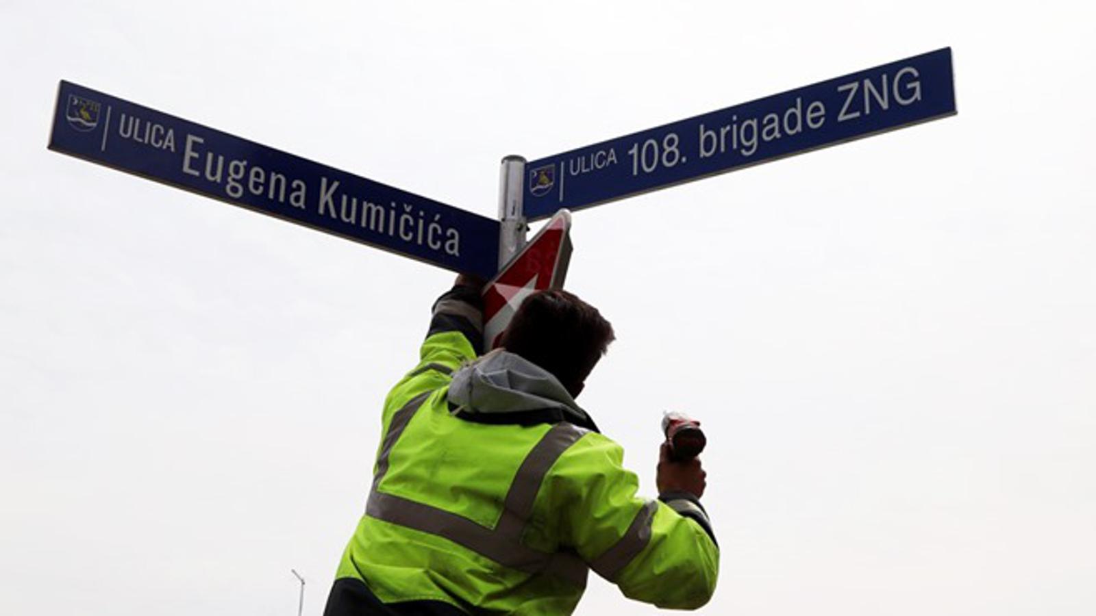21. travnja 2022. godine u Slav. Brodu postavljene ploče s novim nazivima ulica