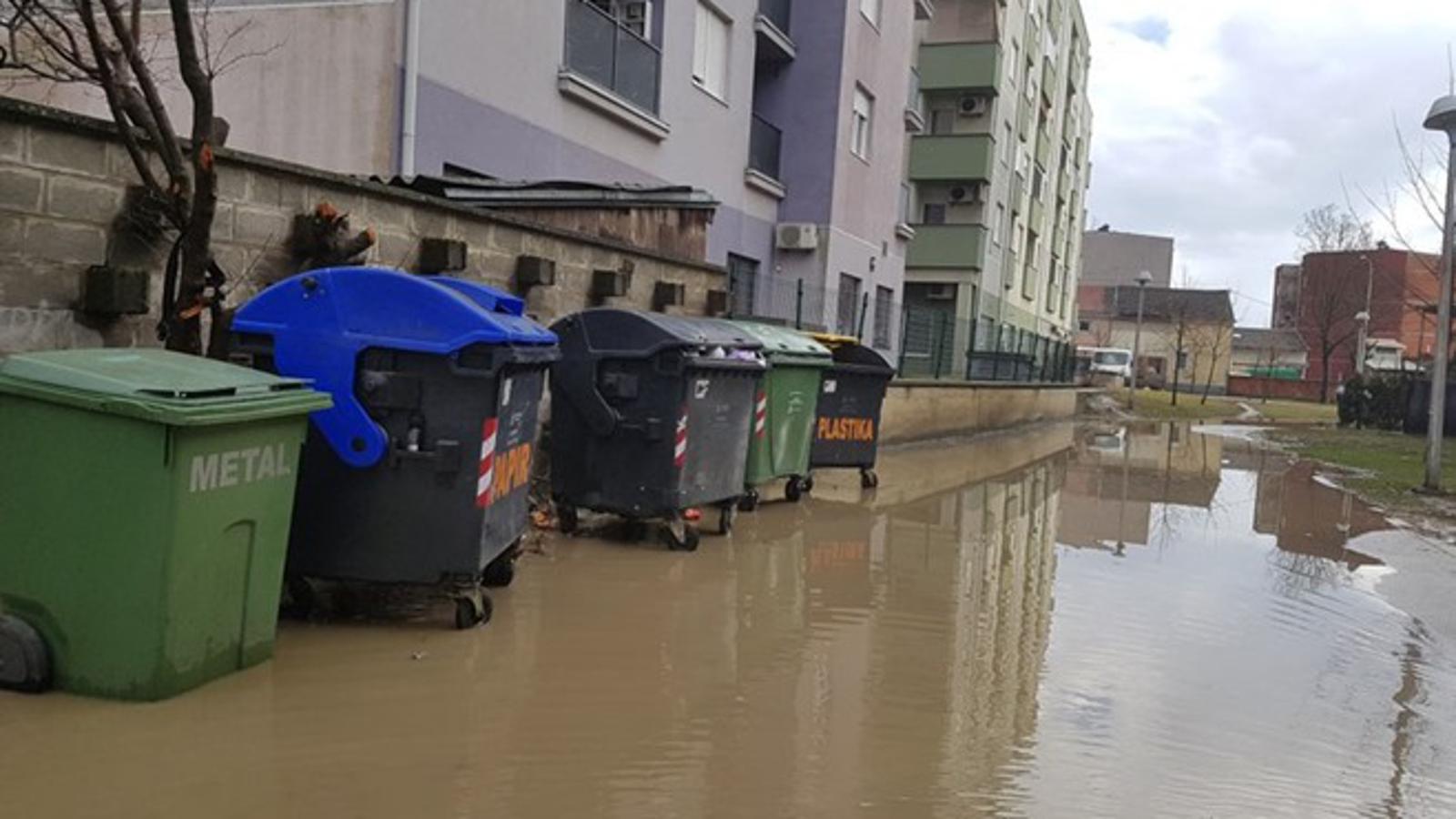 Stanje oko 'žutih zgrada' u Slavonskom Brodu tijekom jakih kiša