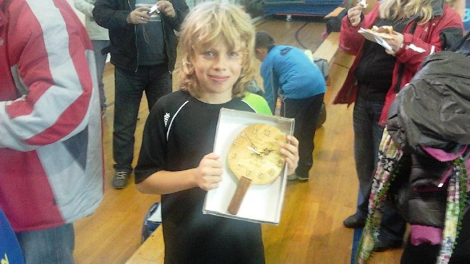 Dario Pudić s osvojenim trofejom u Višnjanu