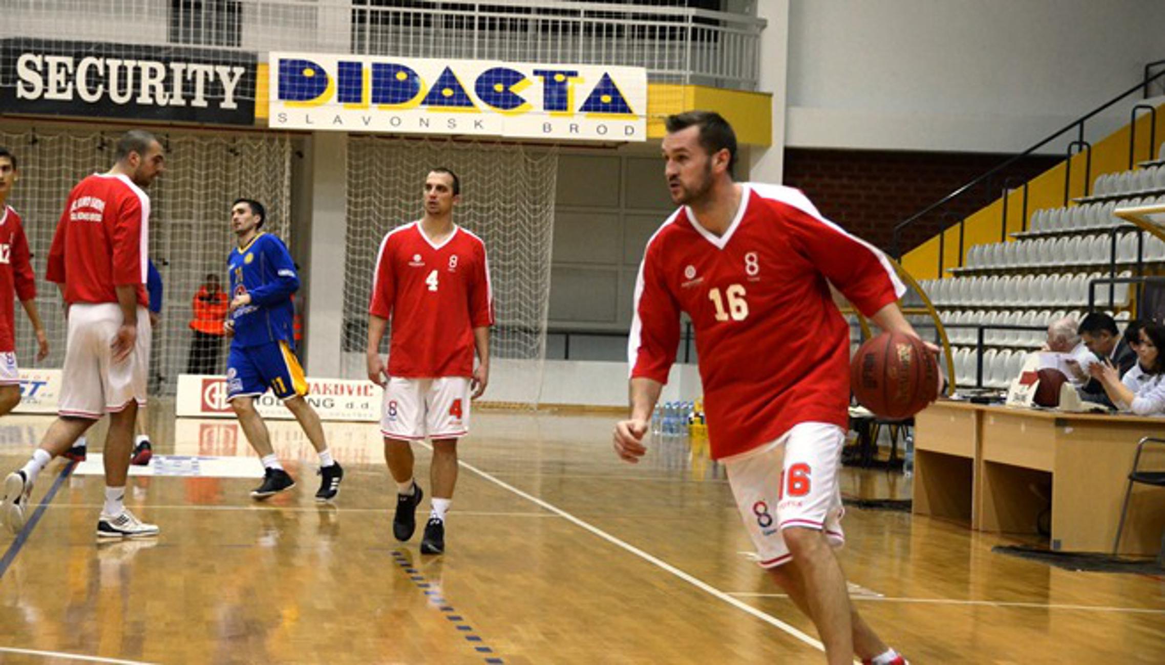 Košarkaši Đure Đaković dočekuju Levski iz Sofije