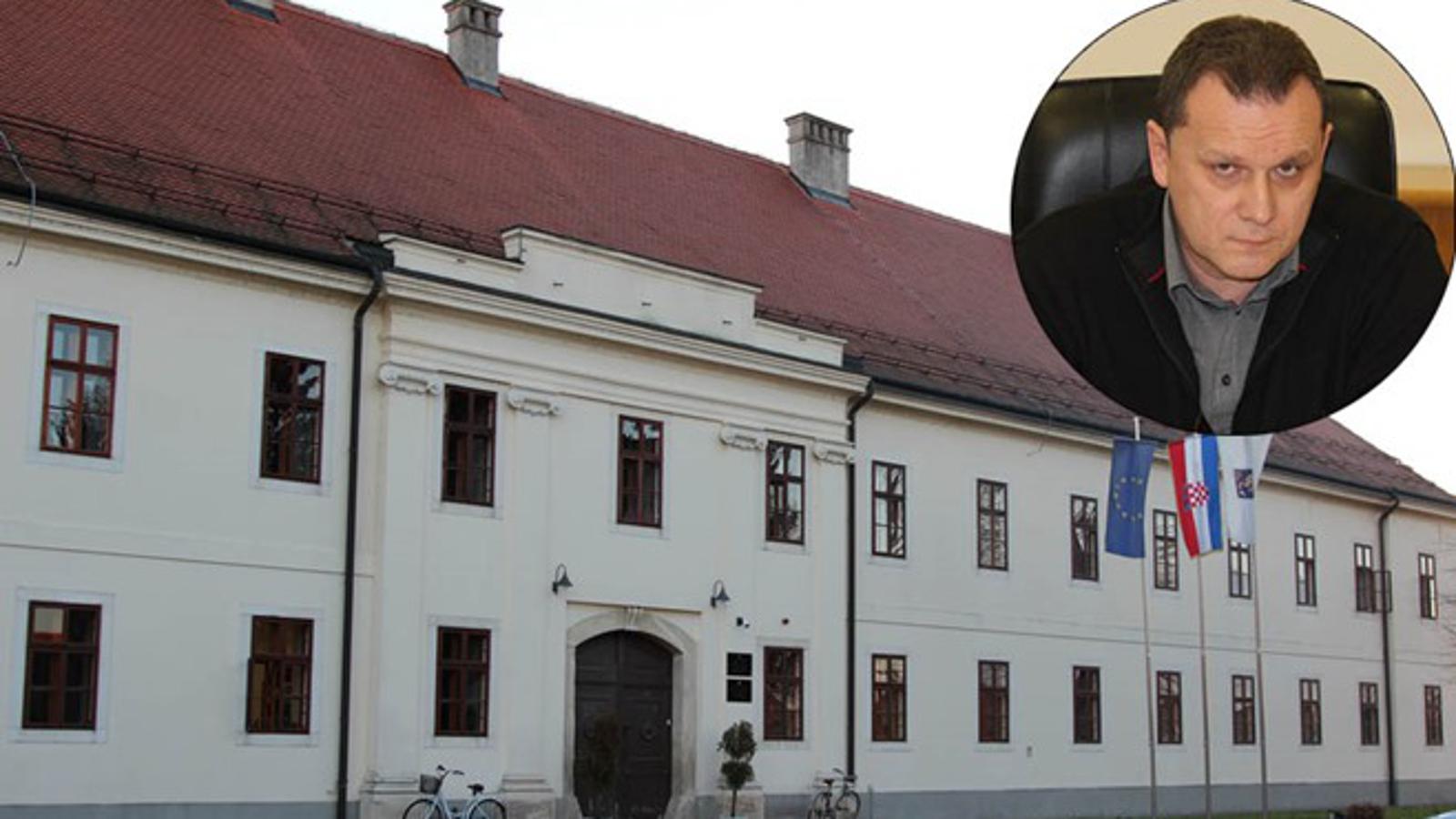 Slavonskobrodska Gradska uprava (u krugu: Stribor Valenta, predsjednik Gradskog vijeća)