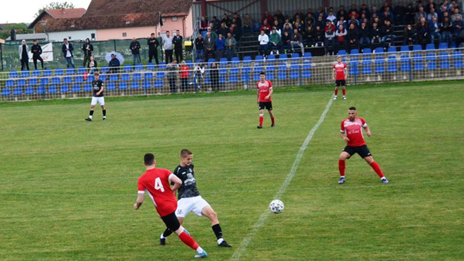 Slavonac i Marsonia će u srijedu odmjeriti snage u finalu županijskog kupa.