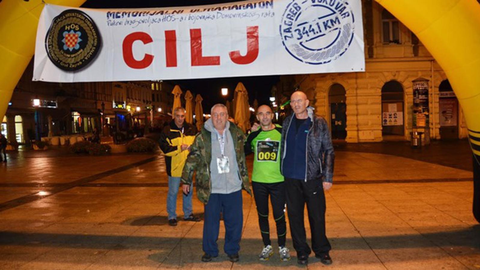 Detalj s prošlogodišnjeg dolaska ultramaratonaca na Korzu
