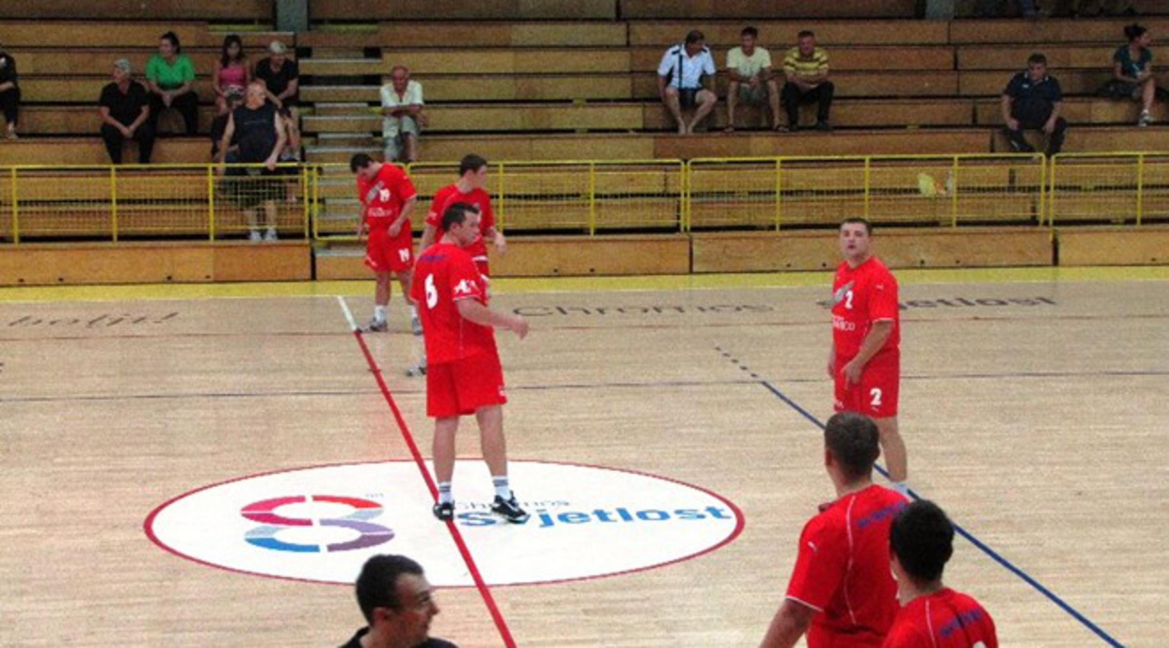 Rukometašima Broda, bez pravih priprema nije išlo protiv spremnijih Đakovčana
