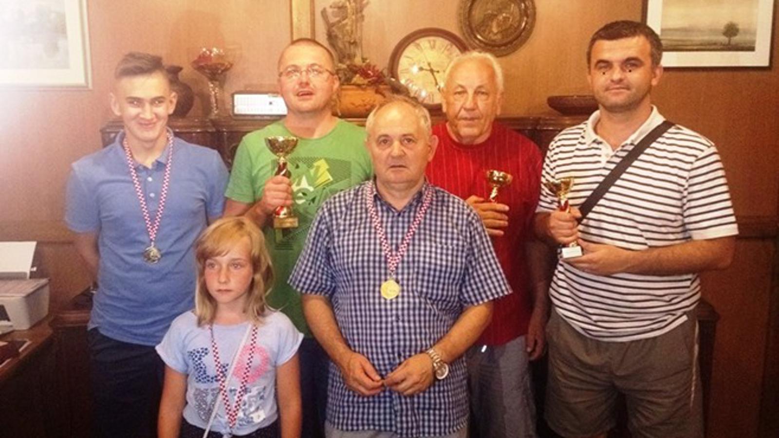 Pobjednici i nagrađeni
