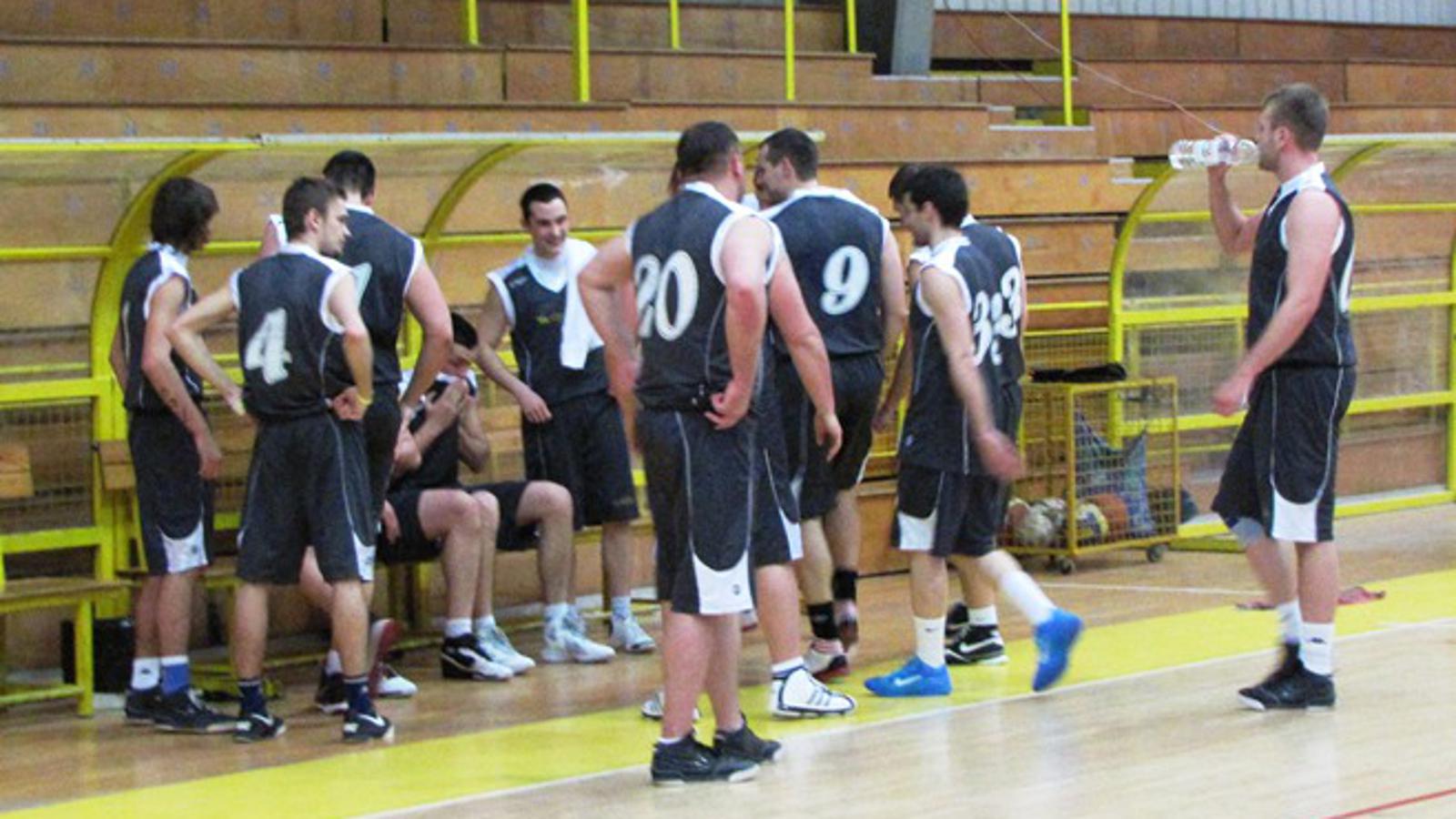 Velebit Cezar je u polufinalu pobijedio Geodetske usluge Agotić