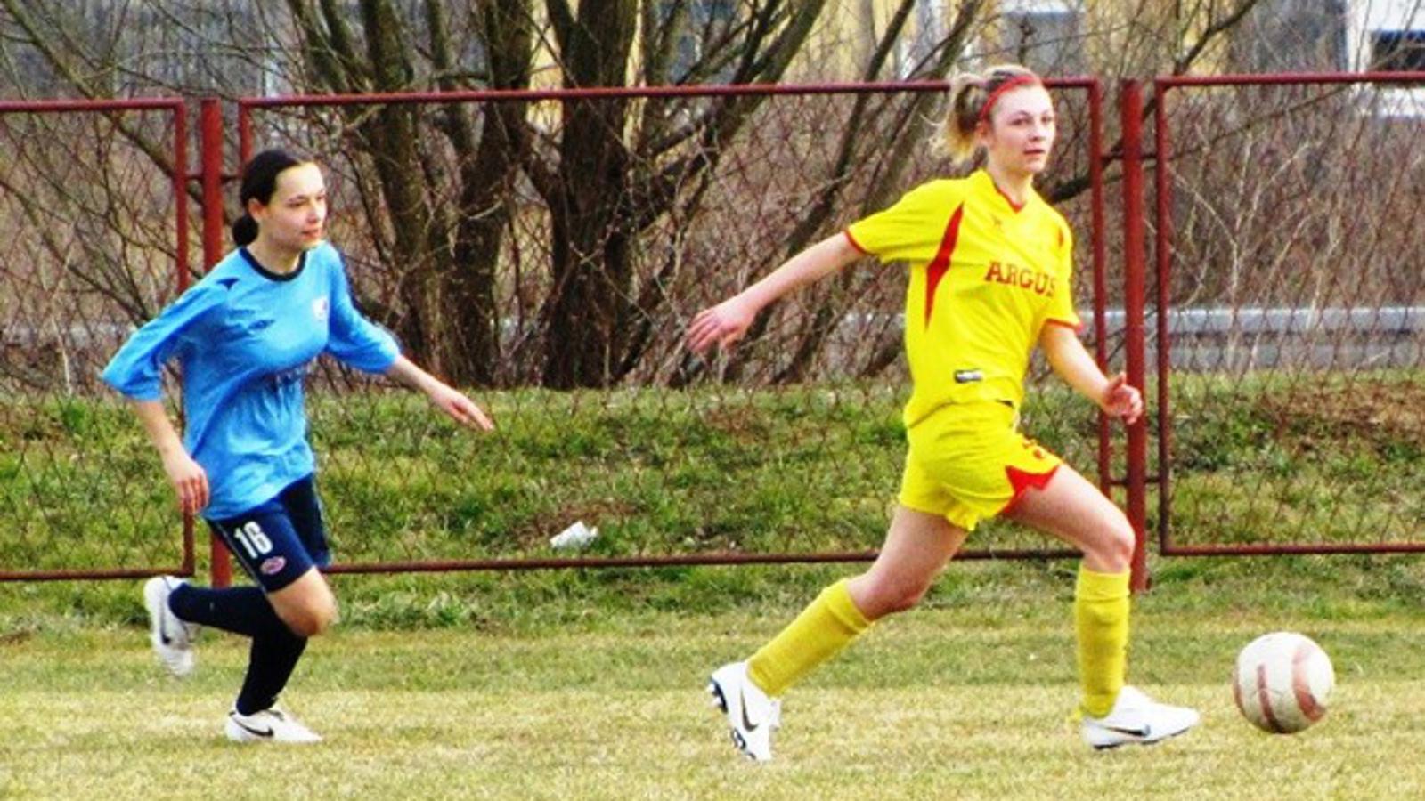 Nikolina Zečević (žuta majica) postigla je posljednji zgoditak sezone za Viktoriju
