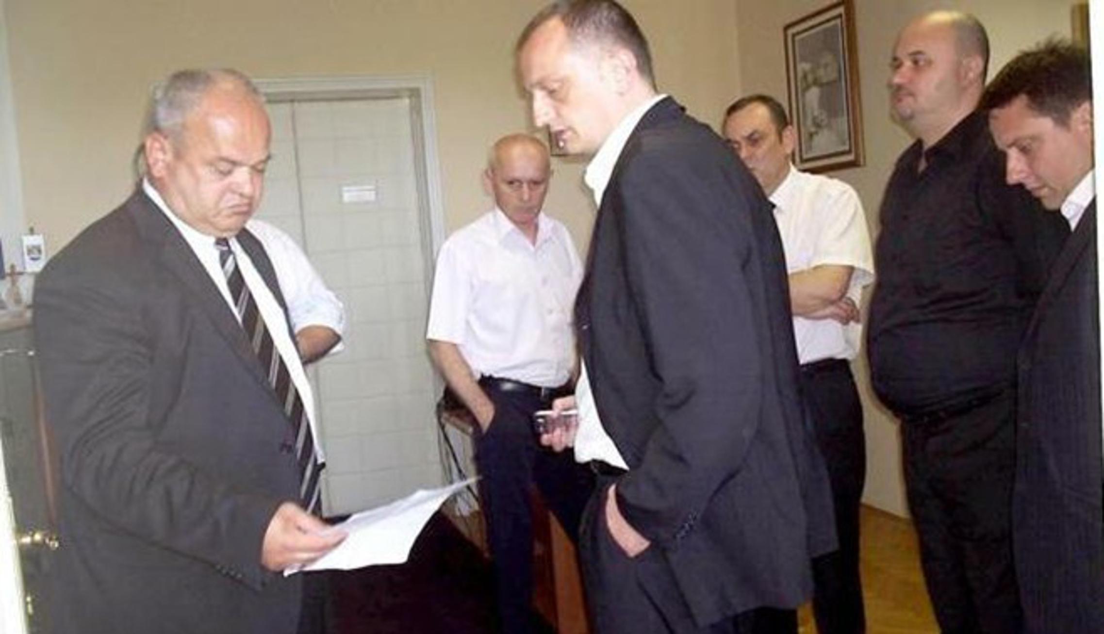 Gradonačelniku Duspari i pročelniku Rogići - prijete