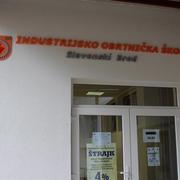 Zgrada Industrijsko-obrtničke škole Slavonski Brod