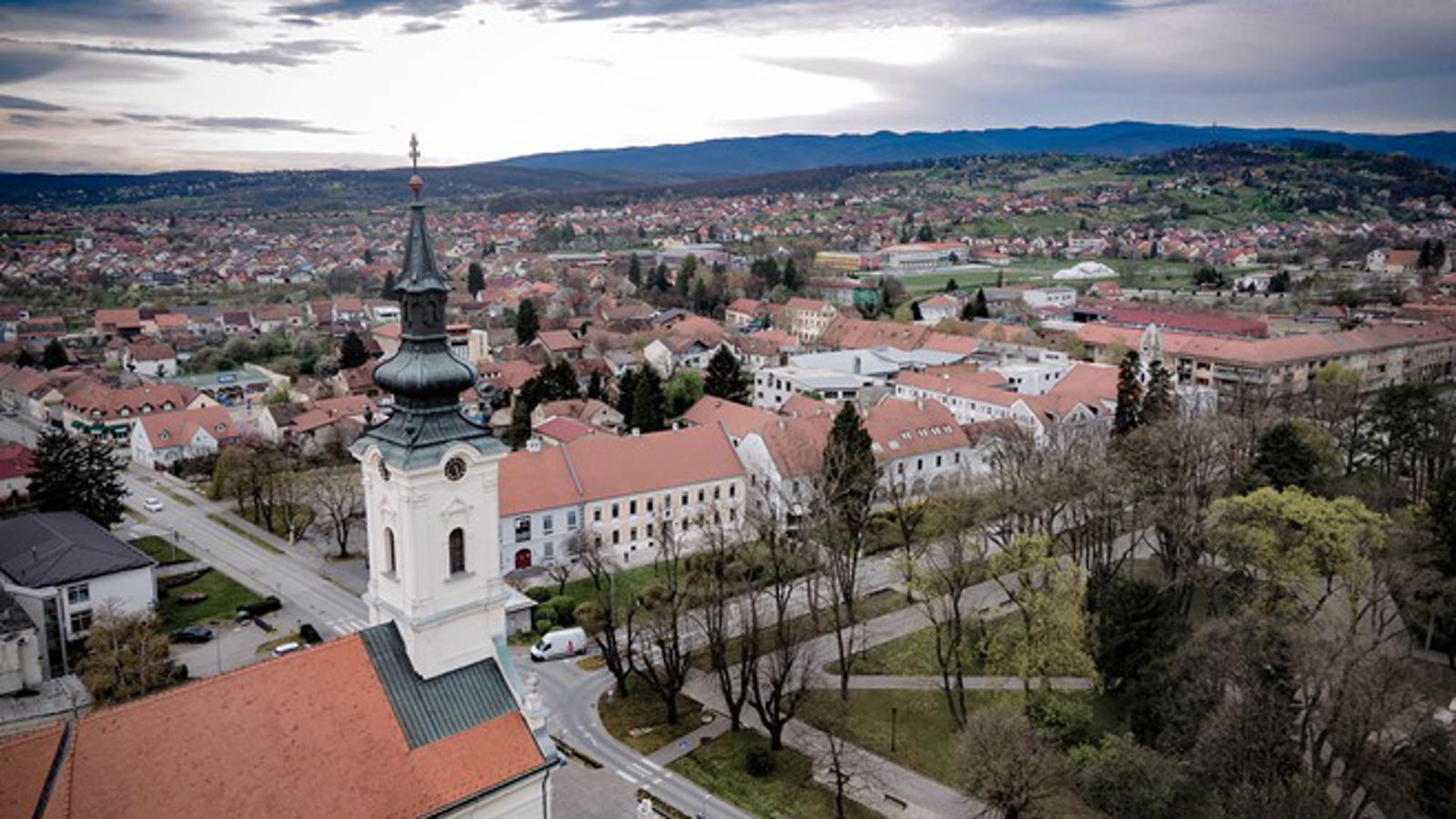 Grad Nova Gradiška iz ptičje perspektive