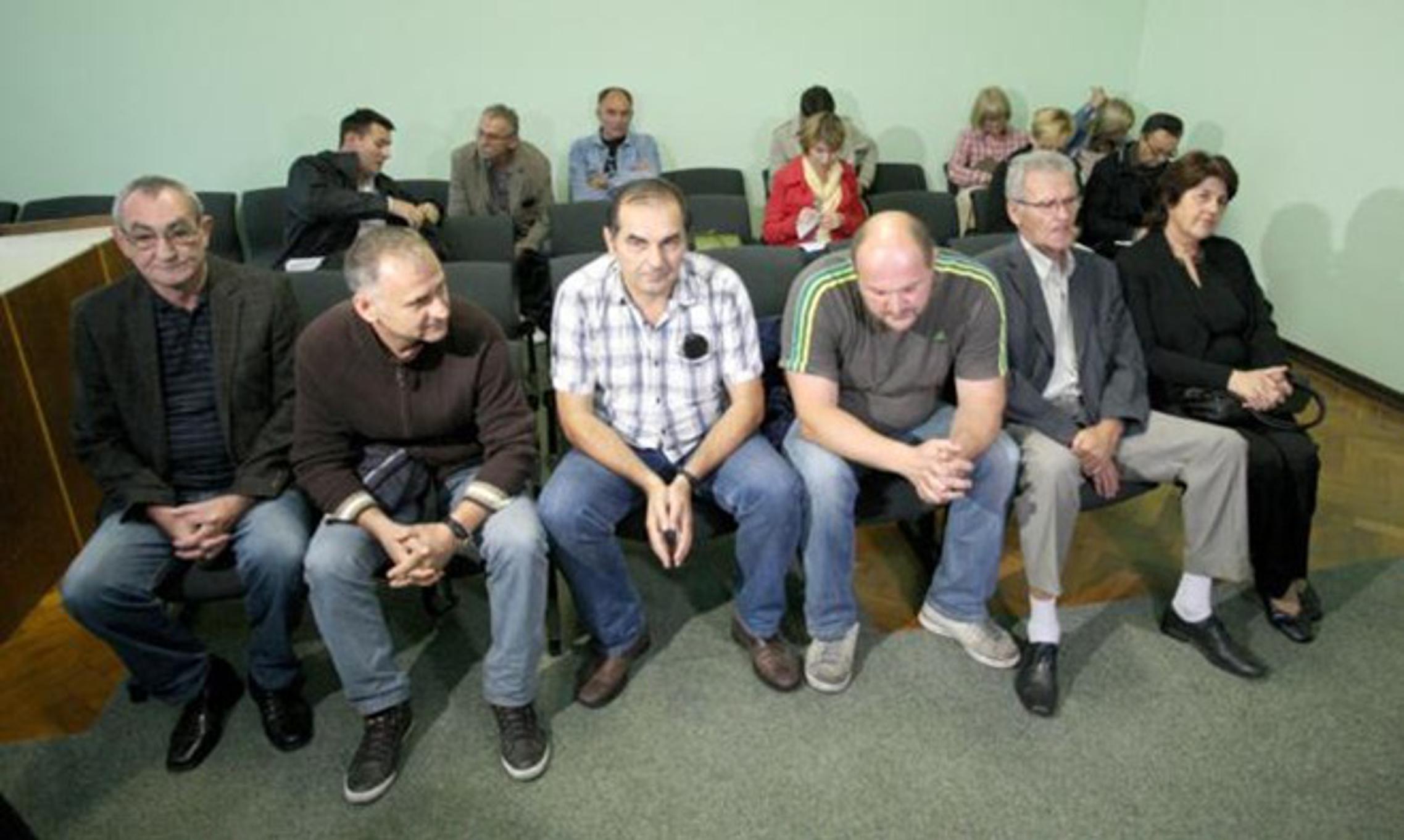 U iščekivanju presude - slijeva nadesno: Paško Gašpar, Marijan Bakula, Ivica Vuksanović, Željko Peri