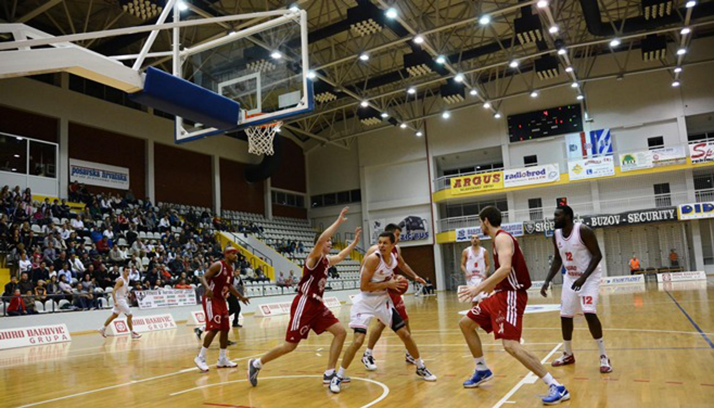 Pred košarkašima Đure Đakovića (bijeli) dvije su važne utakmice