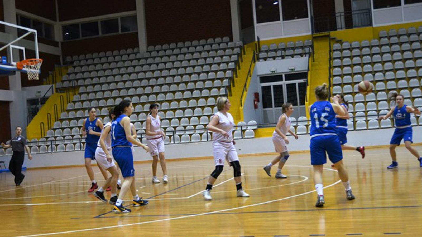 Košarkašice Broda (bijele) poražene su od Požežanki