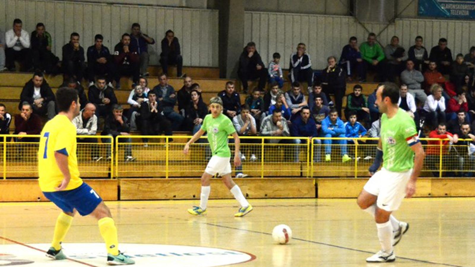 Malonogometaši Broda 035 Simplex (zeleni) u petak ugošćuju Murterane