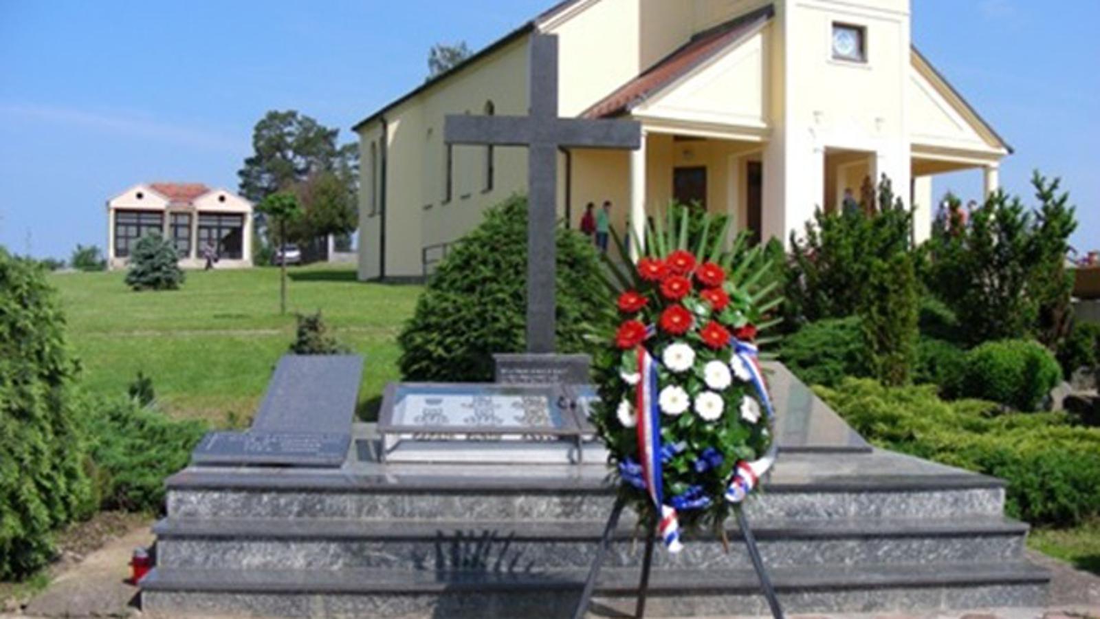 Gornji Bogićevci - spomenik poginulim braniteljima