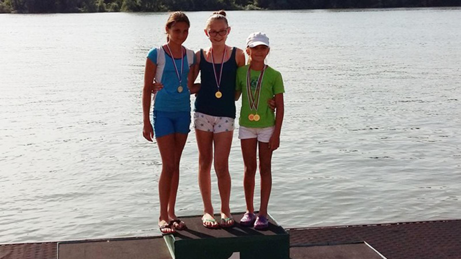 Zlatna medalja za Reu Kruljac (u sredini)